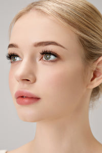 ELORA™  Soft Magnetic Lash Pure Natural